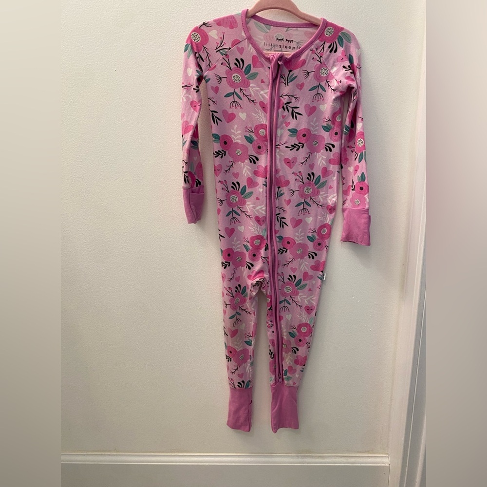 Little Sleepies Sweetheart Floral Size: 12M-18M